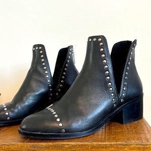 Steve Madden Booties